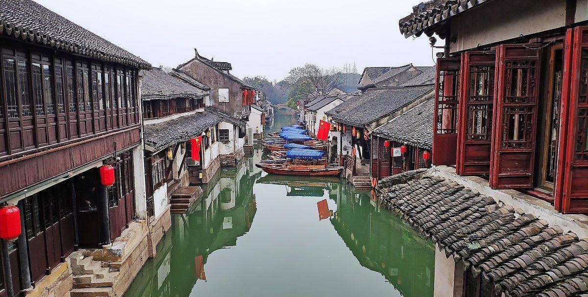 电脑屏幕闪屏黑屏是什么原因-专业问答平台,解答你的所有疑问